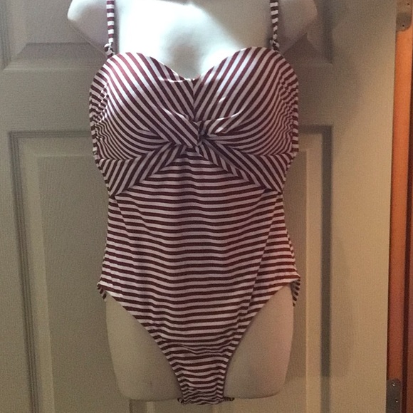 Women’s NWT red & white striped twist bandeau front KONA SOL bathing suit/ 12-14 - Picture 3 of 6
